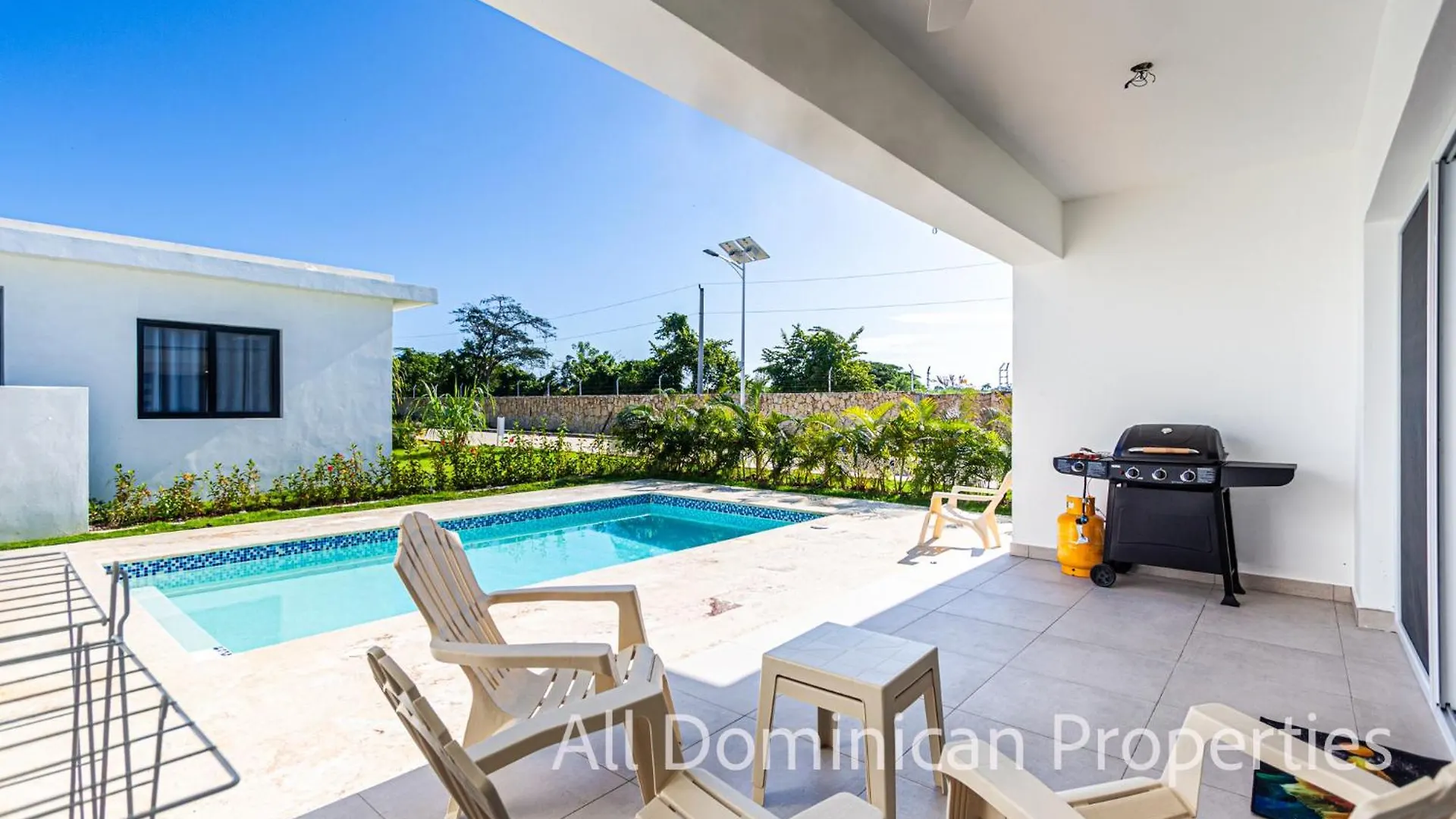 Villas Nuevas, Con Piscinas Privadas, Sosua Ocean Village!