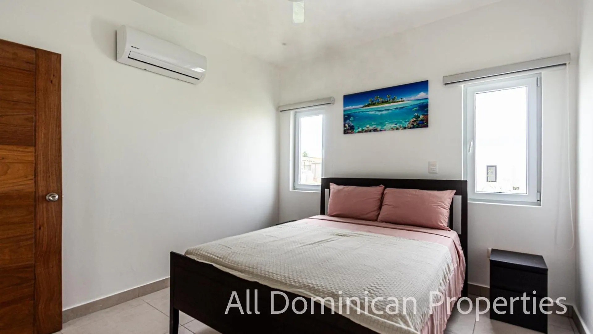 Villas Nuevas, Con Piscinas Privadas, Sosua Ocean Village!